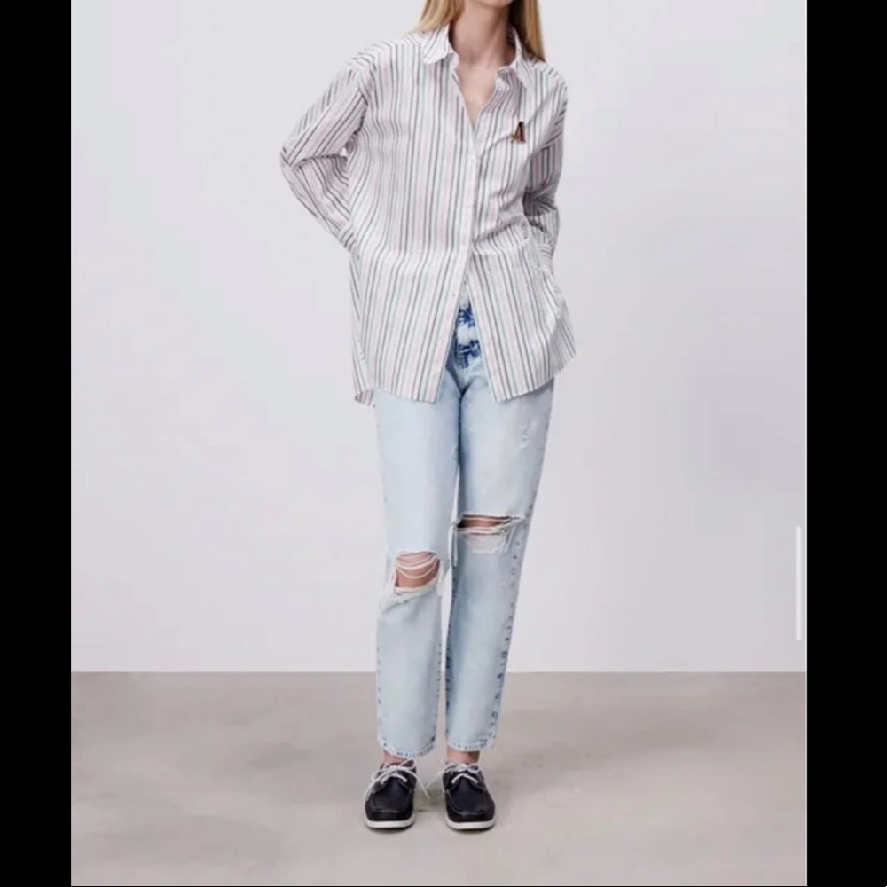 Zara ripped fit mom jeans